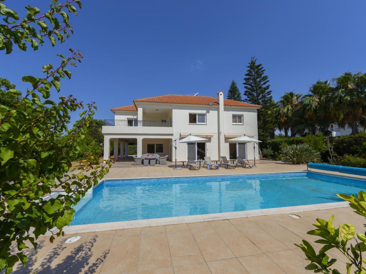 Meneou Seaside Mansion 7 Villa Larnaca Buitenkant foto