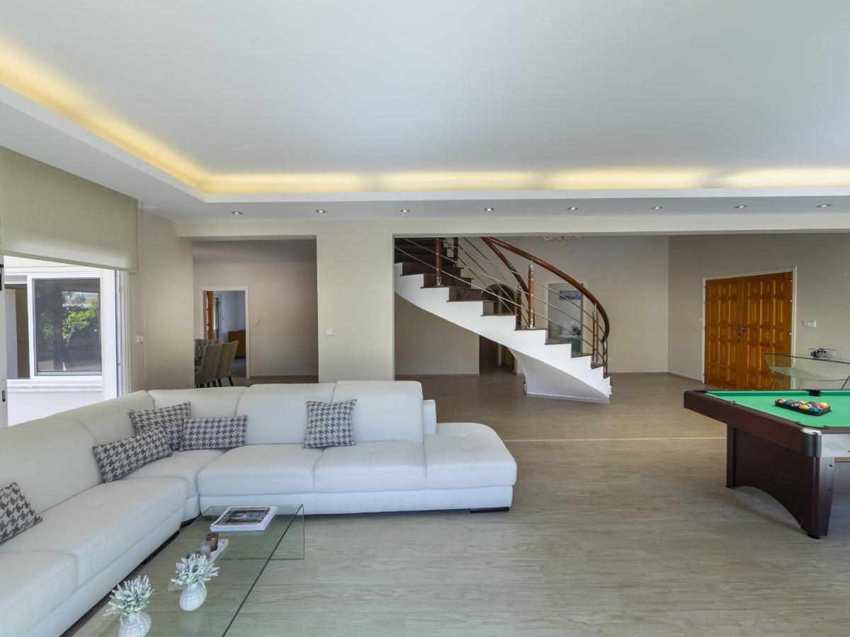 Meneou Seaside Mansion 7 Villa Larnaca Buitenkant foto