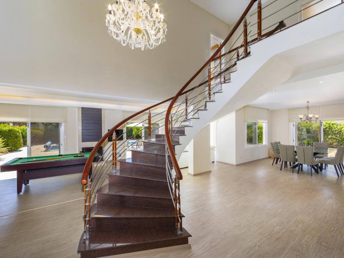 Meneou Seaside Mansion 7 Villa Larnaca Buitenkant foto