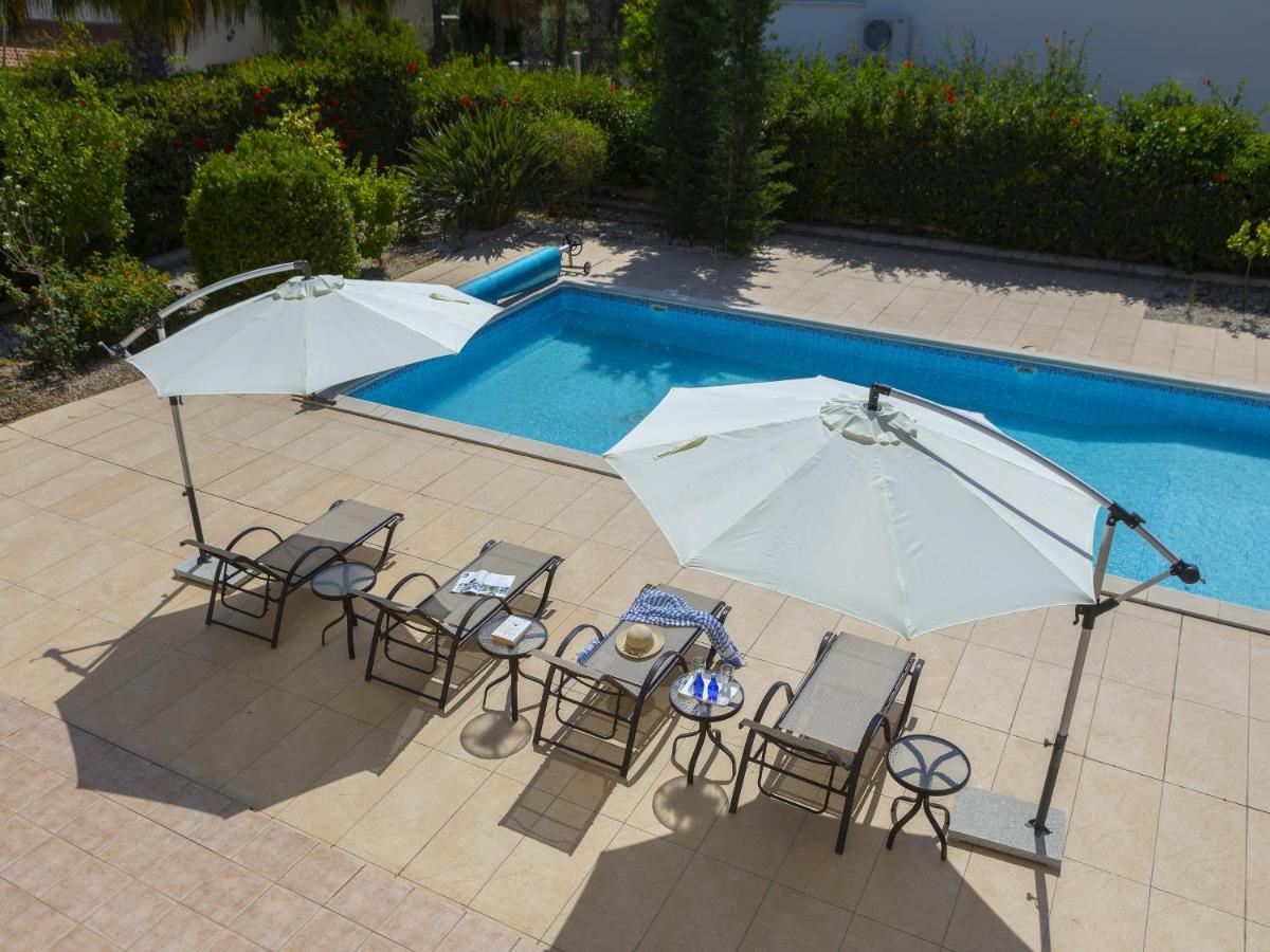 Meneou Seaside Mansion 7 Villa Larnaca Buitenkant foto