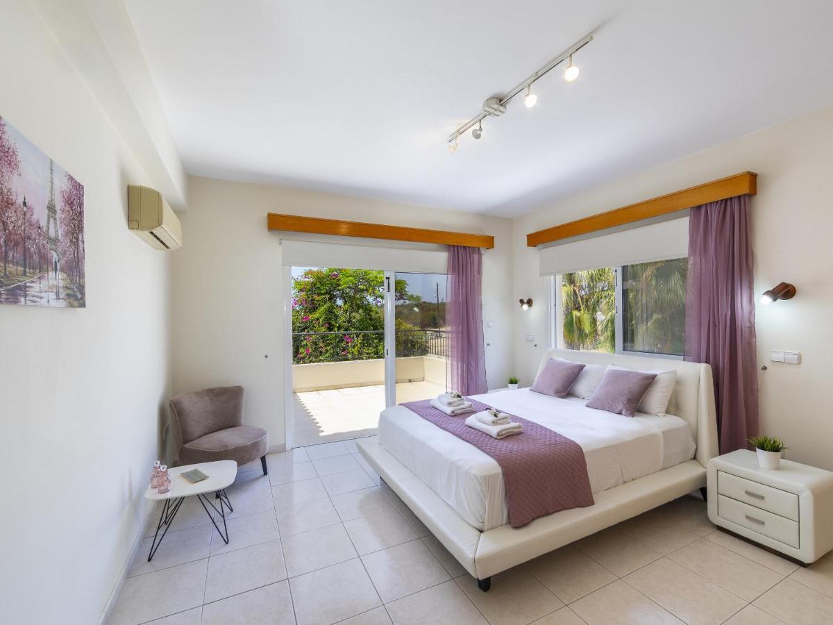 Meneou Seaside Mansion 7 Villa Larnaca Buitenkant foto